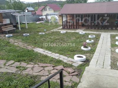 Жер үй мен саяжайлар в Акмолинской обл.: Жеке үй · 7 бөлме · 180 м² · 10 сот., Казахстанская 15, бағасы: 32 млн 〒 Жеке үй · 7 бөлме · 180 м² · 10 сот., Казахстанская 15, бағасы: 32 млн 〒 в Бурабае