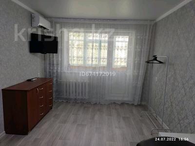 1-комнатная квартира, 33 м², 3/5 этаж посуточно, 6 мкр 15 за 7 000 〒 в Житикаре