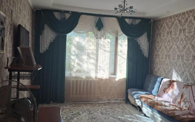 3-комнатная квартира · 60 м² · 2/2 этаж, ул. Сейфуллина за 6 млн ₸ в Темиртау — фото 17