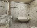 2-комнатная квартира · 50.1 м² · 5/5 этаж, мкр Центральный, Утемисова 87б за 14.9 млн ₸ в Атырау — фото 15
