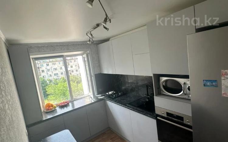 3-комнатная квартира · 60 м² · 5/5 этаж, Маяковского 104/1 за 26.6 млн 〒 в Костанае — фото 2