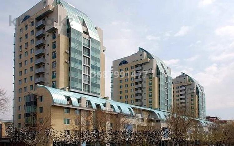 4-комнатная квартира, 153 м², 4/15 этаж, Мамбетова 16 за 64 млн 〒 в Астане, Сарыарка р-н — фото 17