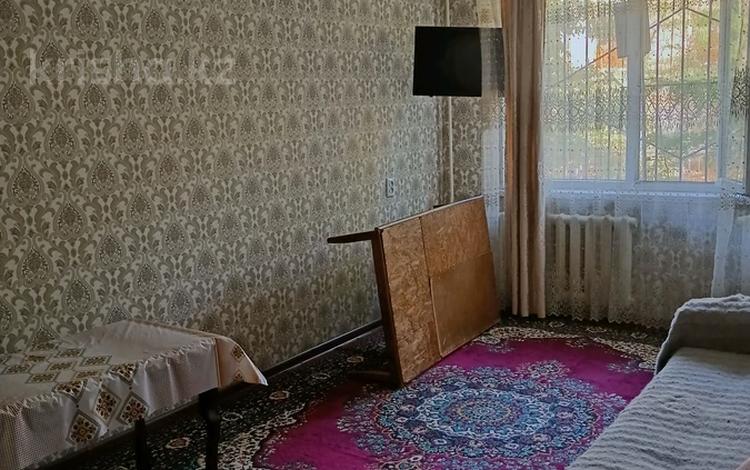 1-комнатная квартира · 40 м² · 1 этаж, мкр Турлан, Есенова за 100 000 ₸ в Шымкенте, Абайский р-н — фото 2