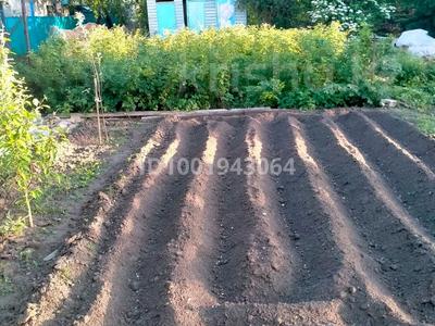 Продажа домов и дачи в Актюбинской обл.: Отдельный дом · 3 комнаты · 60 м² · 8 сот., Автобусник 11 — Акжар Жилянки за 3 млн 〒 Отдельный дом · 3 комнаты · 60 м² · 8 сот., Автобусник 11 — Акжар Жилянки за 3 млн 〒 в Актобе, жилой массив Жилянка