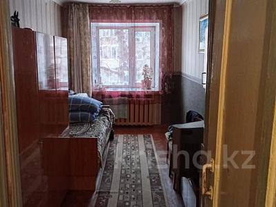 Пәтерлер в Абай обл.: 3-бөлмелі пәтер · 57 м² · 2/4 қабат, Титова, бағасы: 17 млн 〒 3-бөлмелі пәтер · 57 м² · 2/4 қабат, Титова, бағасы: 17 млн 〒 в Семее