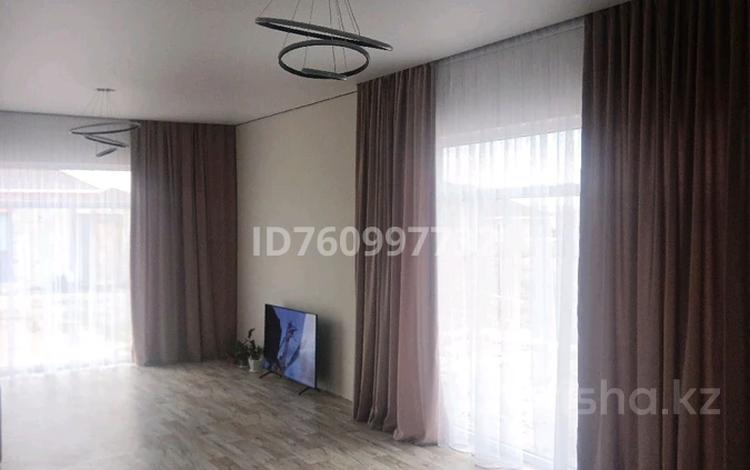 Часть дома · 4 комнаты · 180 м² · 10 сот., жилой массив Жанаконыс-2, Коркыт-ата 100 — Школдын артында за 38 млн 〒 в Актобе — фото 2