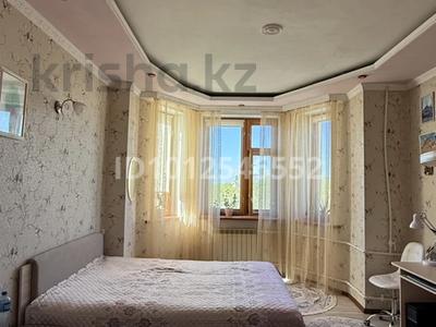 3-комнатная квартира · 68 м² · 3/3 этаж, Бахитжан Махамбетова 24 — с есет Батыром или с марьесьева за 18 млн 〒 в Актобе