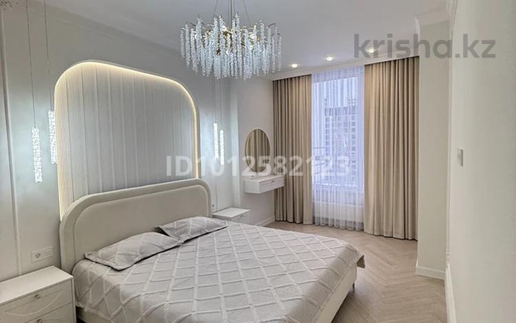 3-комнатная квартира · 68.6 м² · 7/18 этаж, Е-36 4 за 49 млн ₸ в Астане, Нура р-н — фото 2