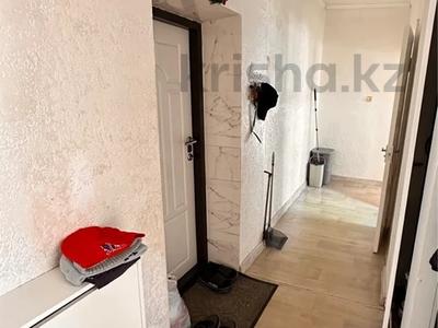 3-комнатная квартира · 59 м² · 2/2 этаж, Чехова 98 за 26 млн 〒 в Семее