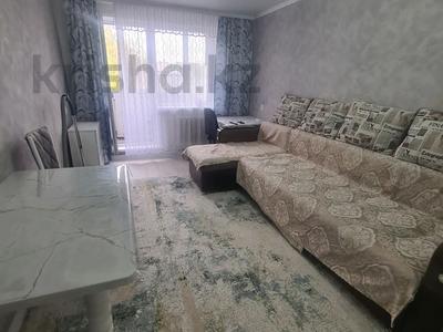 1-комнатная квартира · 30 м² · 2/5 этаж, Строителей за 6.3 млн 〒 в Темиртау