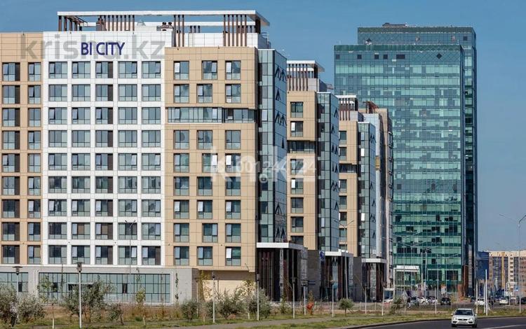 1-комнатная квартира · 42 м² · 2/9 этаж, Абикен Бектуров 3 за 250 000 ₸ в Астане, Есильский р-н — фото 2