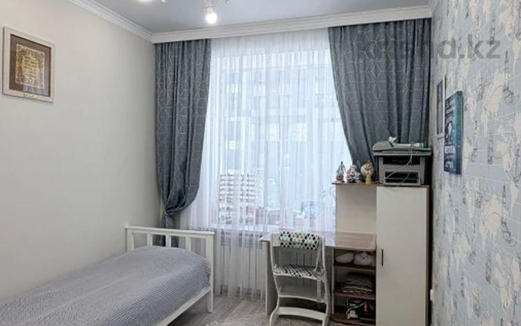 4-комнатная квартира · 105 м² · 2/9 этаж, Улы Дала 35 — СРОЧНО !!! ТОРГ !!! РЕМОНТ+МЕБЕЛЬ за 75 млн ₸ в Астане, Нура р-н — фото 6