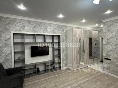 2-комнатная квартира · 73 м² · 1/6 этаж, Жумабаева 42 за 330 000 ₸ в Семее