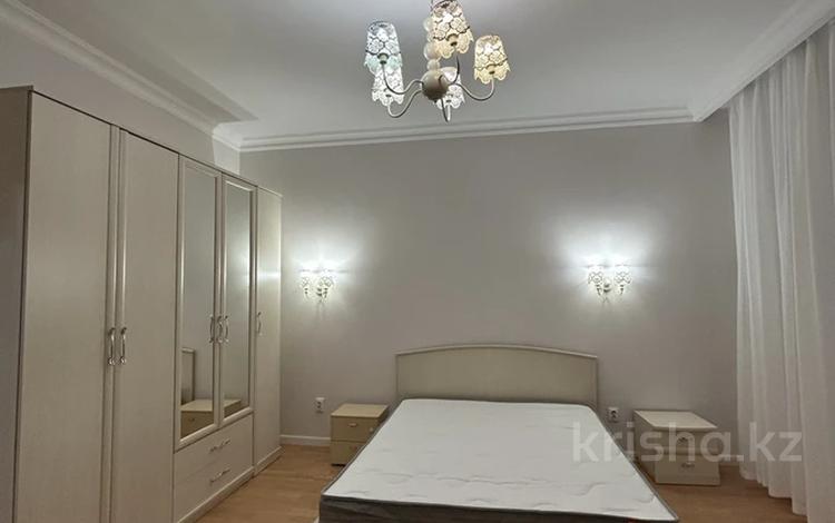 2-бөлмелі пәтер · 77 м² · 3/6 қабат, Кабанбай Батыра 13, бағасы: 350 000 ₸ в Астане, Нура р-н — фото 12