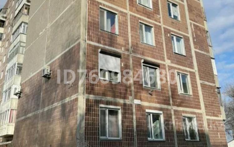 1-бөлмелі пәтер · 36 м² · 4/10 қабат, мкр Юго-Восток, ул Затаевича 83 — Затаевича 83, бағасы: 18 млн ₸ в Караганде, Казыбек би р-н — фото 2