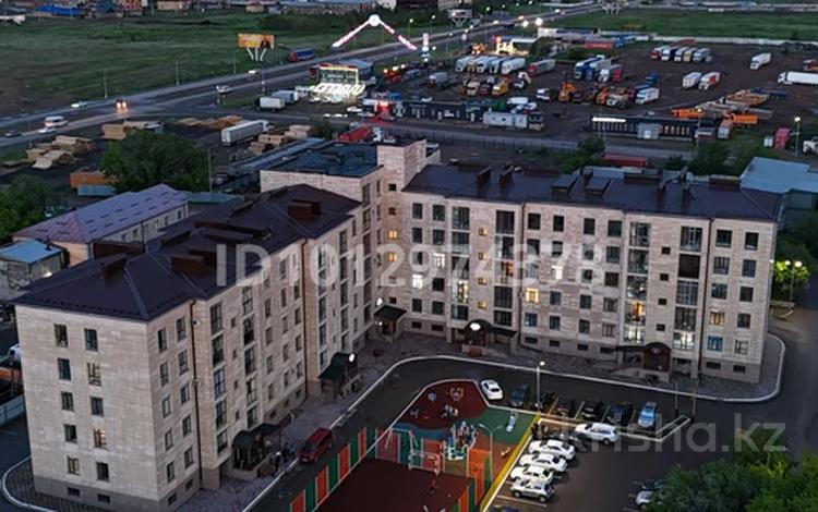 2-комнатная квартира · 50 м² · 4/5 этаж, мкр Юго-Восток, мкр Юго-Восток, 30й микрорайон 15/1 — Гапеева за 23 млн ₸ в Караганде, Казыбек би р-н — фото 2