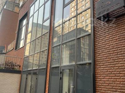 Свободное назначение, офисы, магазины и бутики, общепит, салоны красоты, медцентры и аптеки, образование, развлечения · 101 м² за 95 млн 〒 в Алматы, Бостандыкский р-н