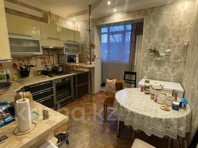 3-комнатная квартира · 72 м² · 3/3 этаж, мкр 8, Братья Жубановых 304 за 20.7 млн ₸ в Актобе
