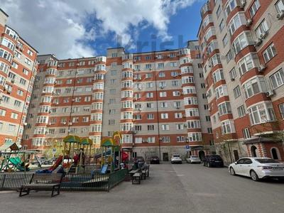 3-бөлмелі пәтер · 90 м² · 4/9 қабат, мкр Нурсая, Таумуш Жумагалиев 15, бағасы: 33.7 млн ₸ в Атырау