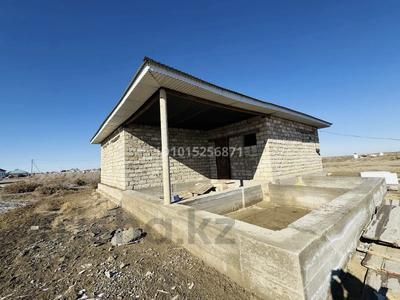 Отдельный дом · 4 комнаты · 58 м² · 800 сот., Қыпшақбай Юсупов — Көше за 5 млн ₸ в Тасбогете