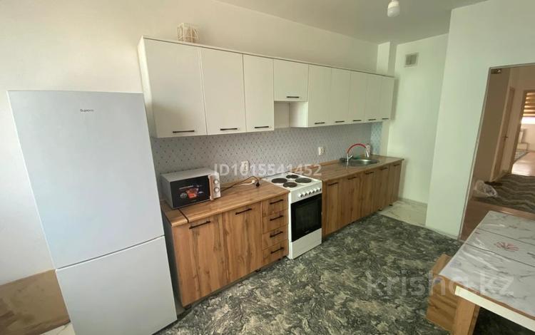 3-бөлмелі пәтер · 88.5 м² · 3/12 қабат, 9 26/1 — проспект Есим Хана, бағасы: 27 млн ₸ в Туркестане — фото 2