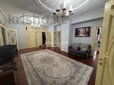 3-бөлмелі пәтер · 162 м² · 8/10 қабат, ул. Панфилова 84, бағасы: 80 млн ₸ в Семее, Красный Кордон