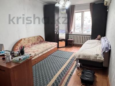 2-комнатная квартира · 54 м² · 4/5 этаж, мкр Тастак-3, Ислама Каримова за 35 млн 〒 в Алматы, Алмалинский р-н