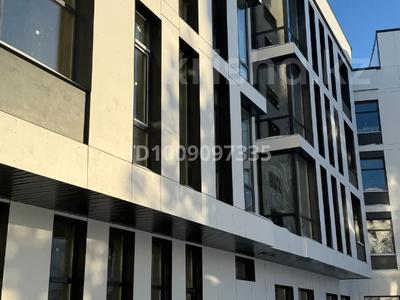 3-комнатная квартира · 97.5 м², Кизатова за 39 млн 〒 в Петропавловске