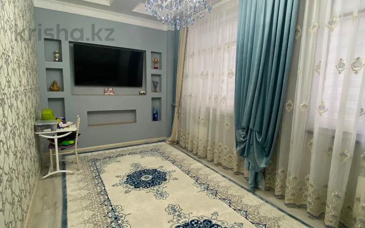 4-бөлмелі пәтер · 117 м² · 3 қабат, 16-й мкр 67, бағасы: 45 млн ₸ в Актау — фото 10