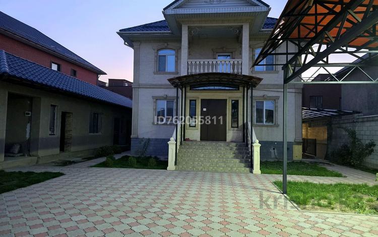 Отдельный дом · 7 комнат · 250 м² · 6.6 сот., мкр Думан-2, Коттеджный городок Радуга — Рядом коттеджный городок "Радуга " за 120 млн ₸ в Алматы, Медеуский р-н — фото 2