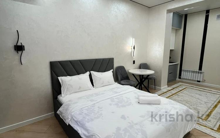 1-бөлмелі пәтер · 38 м² · 11/25 қабат, Байдибек би 127/7, бағасы: 15 000 ₸ в Шымкенте, Абайский р-н — фото 2