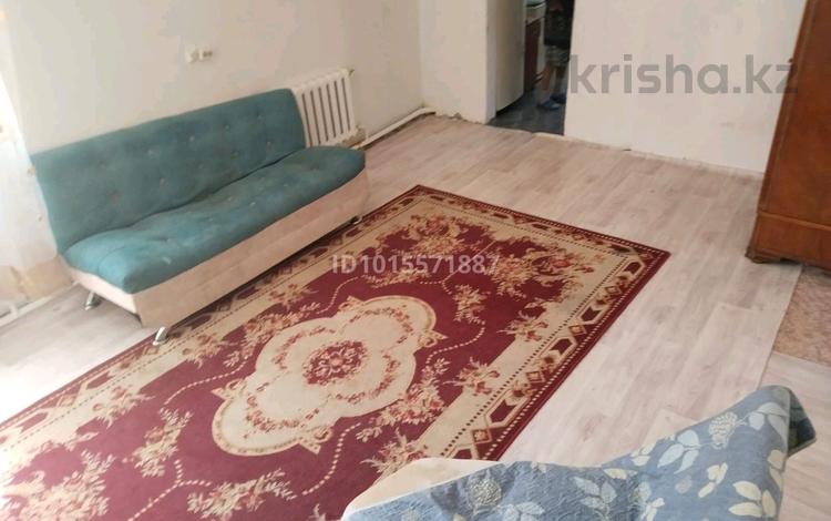 Отдельный дом · 1 комната · 60 м² · 4 сот., Толстого 43 — Мкр. Болагак за 60 000 ₸ в Актобе, мкр Москва — фото 4