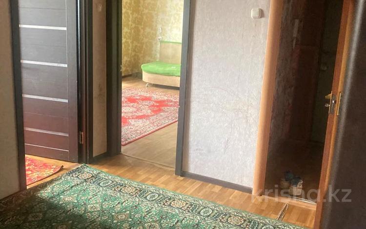 3-комнатная квартира · 62 м² · 8/9 этаж, микрорайон Степной 1 48 за 20.5 млн ₸ в Караганде, Казыбек би р-н — фото 2