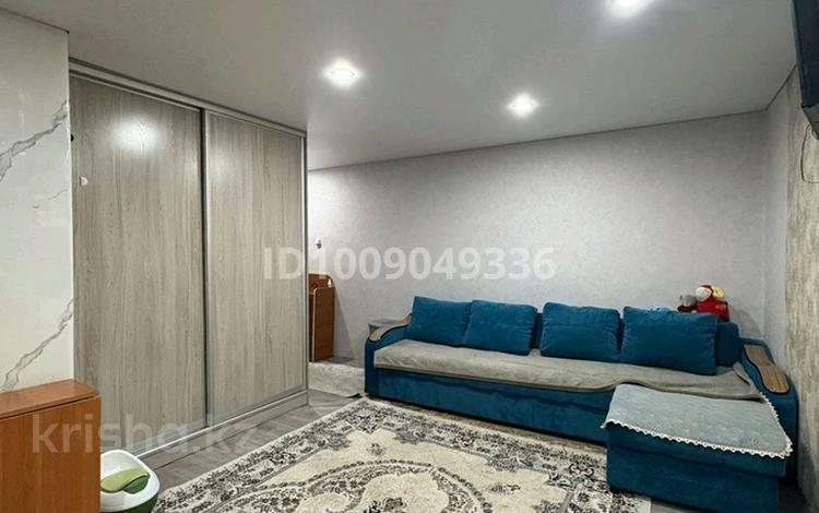 2-бөлмелі пәтер · 44 м² · 4/4 қабат, 342 квартал, бағасы: 16 млн ₸ в Семее — фото 2