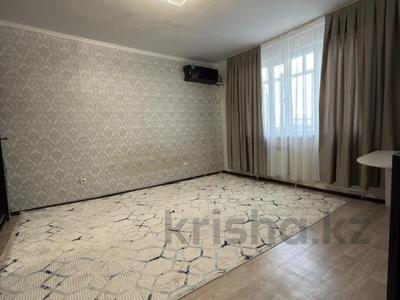 1-комнатная квартира · 47 м² · 3/5 этаж, мкр Центральный, Сырым Датова 35б за 15.5 млн ₸ в Атырау