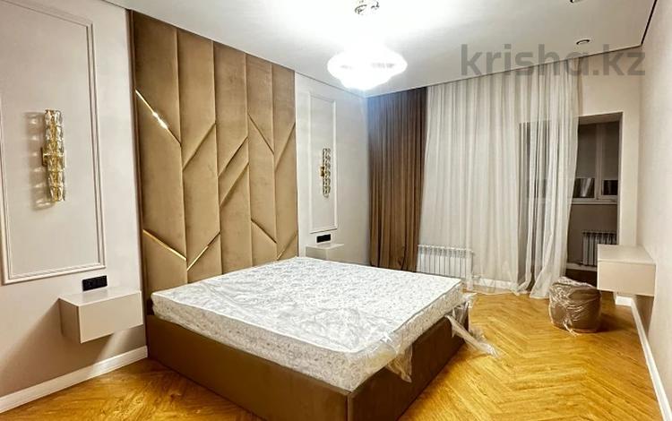 3-комнатная квартира, 130.5 м², 1/5 этаж, мкр. Алтын орда, таулизиздик