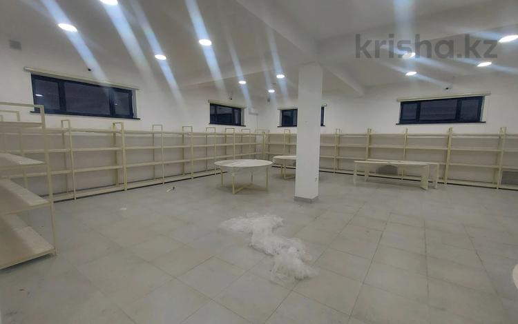 Еркін, кеңселер, дүкендер мен бутиктер, қоймалар, қоғамдық тамақтану орны, сұлулық салондары, фитнес және спорт, медорталықтар мен дәріханалар, білім орталықтары, ойын-сауық, конференц-залдар, кабинеттер және жұмыс орындары, студиялар · 300 м², бағасы: 1.8 млн ₸ в Шымкенте, Каратауский р-н — фото 2