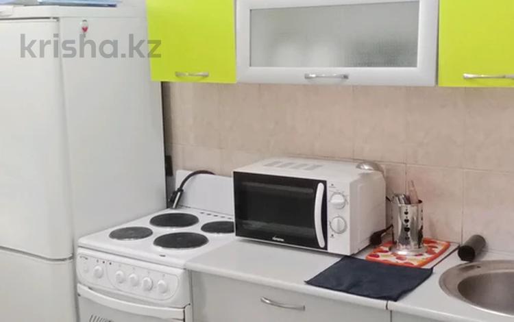 2-комнатная квартира · 46 м² · 3/10 этаж, Казахстан 64 — Кайсенова за 15 000 〒 в Усть-Каменогорске, Ульбинский — фото 2