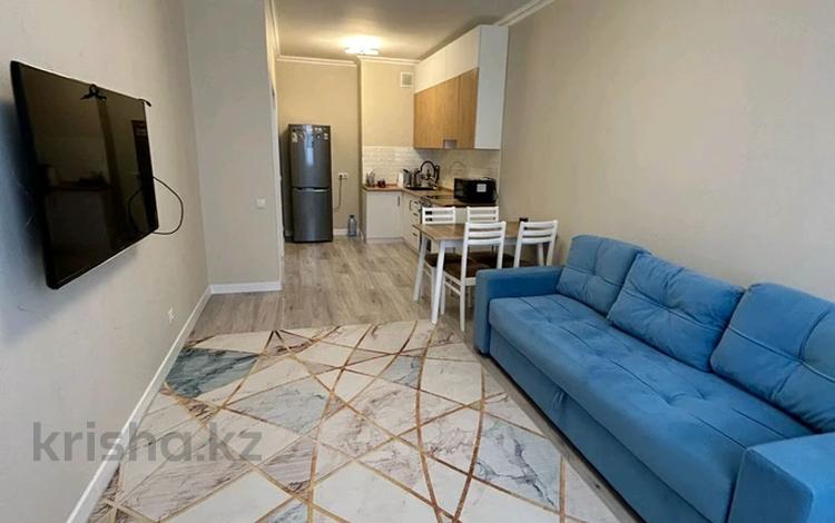 2-комнатная квартира · 50 м² · 3/9 этаж, ул. Толе Би 46 за 210 000 ₸ в Астане, Есильский р-н — фото 2