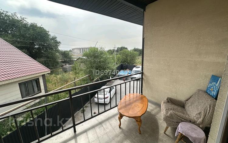 2-бөлмелі пәтер · 50 м² · 2/2 қабат, мкр Кайрат 1 — улица Жетысай дом 1, бағасы: 185 000 〒 в Алматы, Турксибский р-н — фото 2