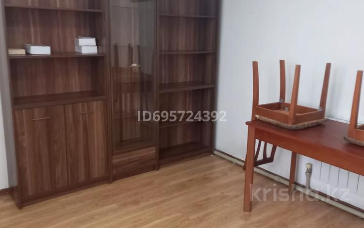 2-комнатный дом помесячно, 55 м², 2 сот., Достык