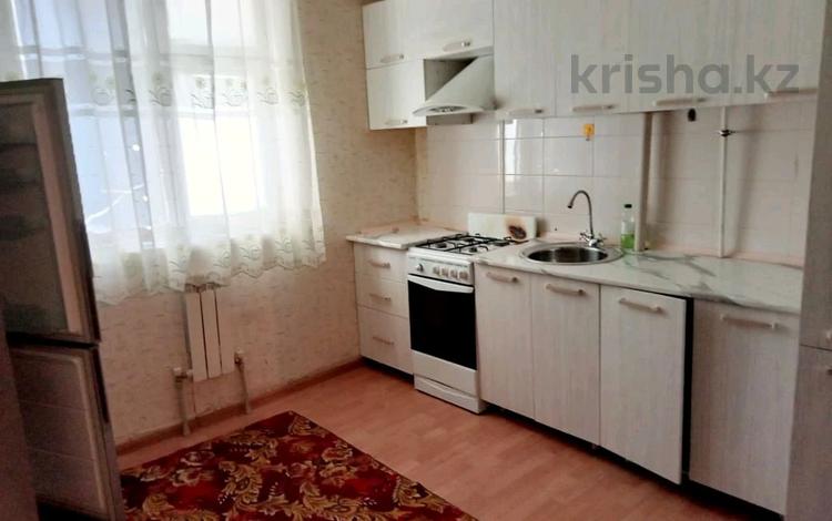 1-комнатная квартира, 41 м², 2/5 этаж помесячно, мкр Асар — Мкр.АСАР1 за 70 000 〒 в Шымкенте, Каратауский р-н — фото 9