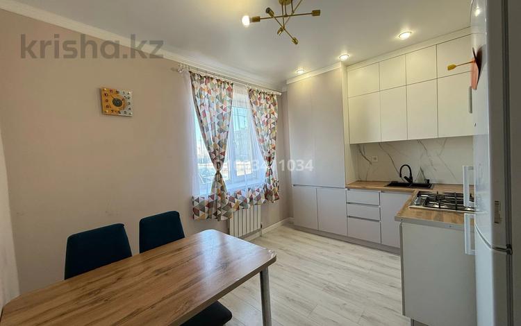 1-комнатная квартира · 32 м² · 1 этаж, мкр Уркер — Е-901 за 14.2 млн ₸ в Астане, Нура р-н — фото 2