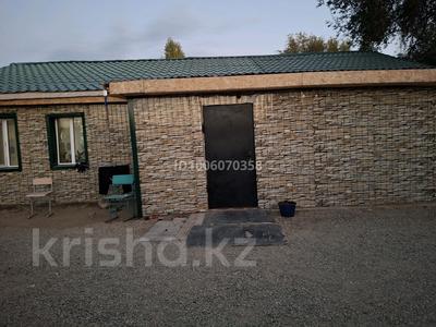 Отдельный дом · 4 комнаты · 116 м² · 10 сот., Жағалау 57 г — Дубинина за 16.5 млн 〒 в Актобе, мкр Гормолзавод