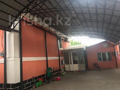 Жеке үй · 12 бөлме · 260 м² · 8 сот., Кудайбергенова 31, бағасы: 25 млн ₸ в Кентау