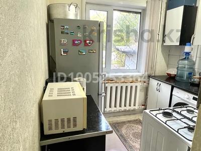 3-бөлмелі пәтер · 54.8 м² · 1/5 қабат, Абая 68/1 — Есдаулет, бағасы: 12 млн ₸ в Темиртау