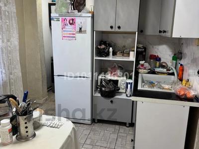 3-бөлмелі пәтер · 74 м² · 1/3 қабат, Ш.Валеханова 10А 2, бағасы: 20 млн ₸ в Макинске