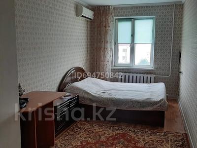 Пәтерлер в Атырауской обл.: 2-бөлмелі пәтер · 45 м² · 4/5 қабат, Владимирский 14 — напротив КТЛ для девочек, бағасы: 16 млн 〒 2-бөлмелі пәтер · 45 м² · 4/5 қабат, Владимирский 14 — напротив КТЛ для девочек, бағасы: 16 млн 〒 в Атырау, мкр Авангард-4