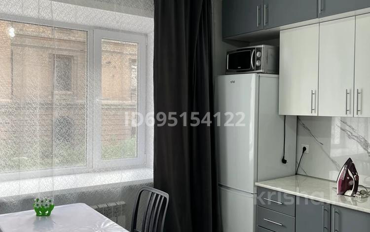 1-комнатная квартира · 35 м² · 2/6 этаж, Уранхаева 15г — Напротив бывшего зоовет за 14 000 〒 в Семее — фото 14