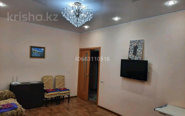 3-комнатная квартира, 72 м², 2/6 этаж, Шашубая 1 — Ценрального рынка за 35 млн 〒 в Балхаше — фото 2